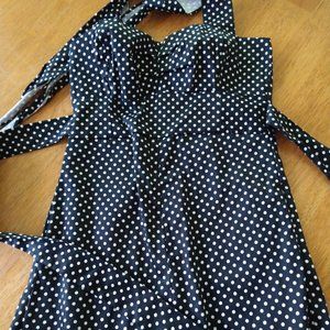 Black Polka dot jumper by Hot Topic - size medium